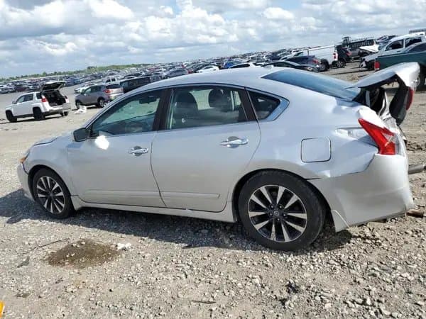 Nissan Altima 2017