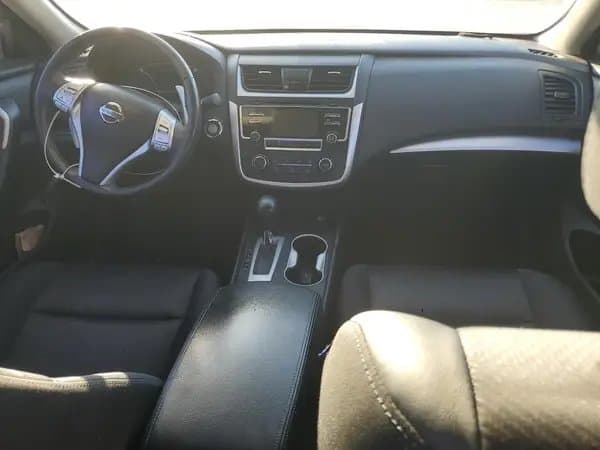 Nissan Altima 2017