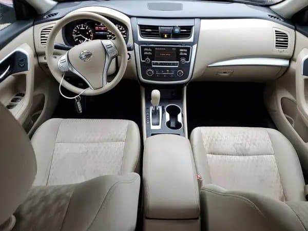 Nissan Altima 2017
