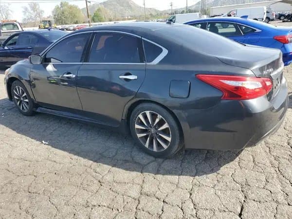 Nissan Altima 2017