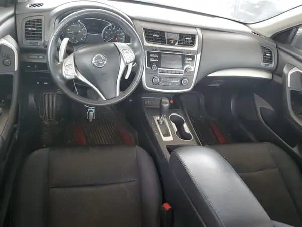 Nissan Altima 2017