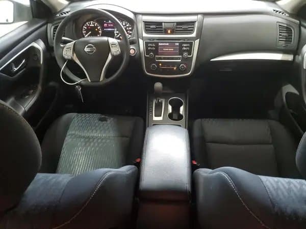 Nissan Altima 2017