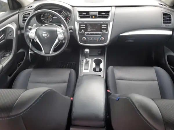 Nissan Altima 2017