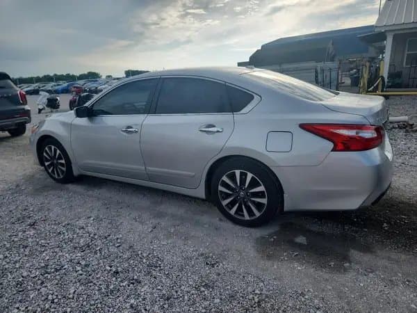 Nissan Altima 2017
