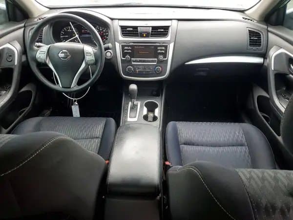 Nissan Altima 2017