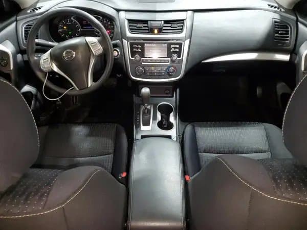 Nissan Altima 2017