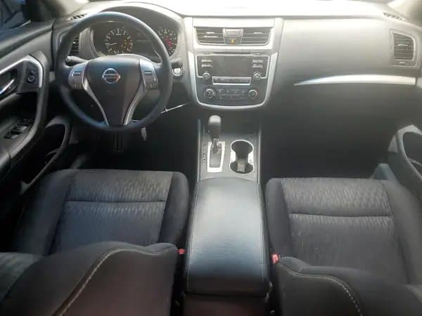 Nissan Altima 2017