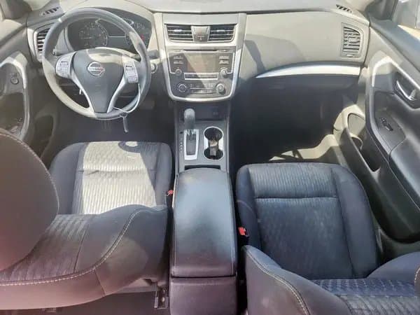 Nissan Altima 2017