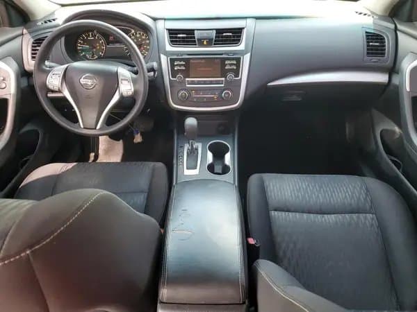 Nissan Altima 2017