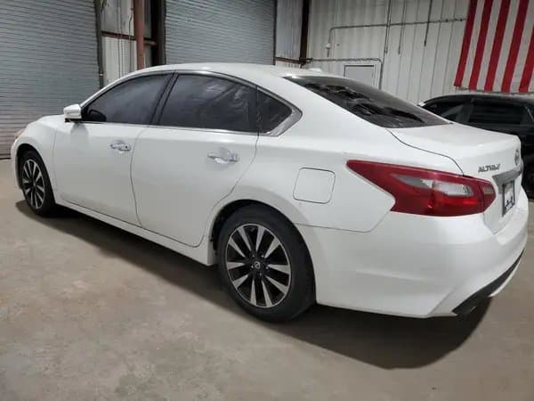 Nissan Altima 2018