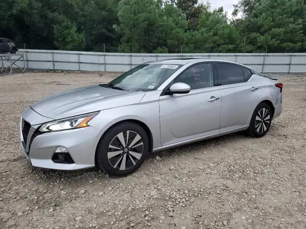 Nissan Altima 2019
