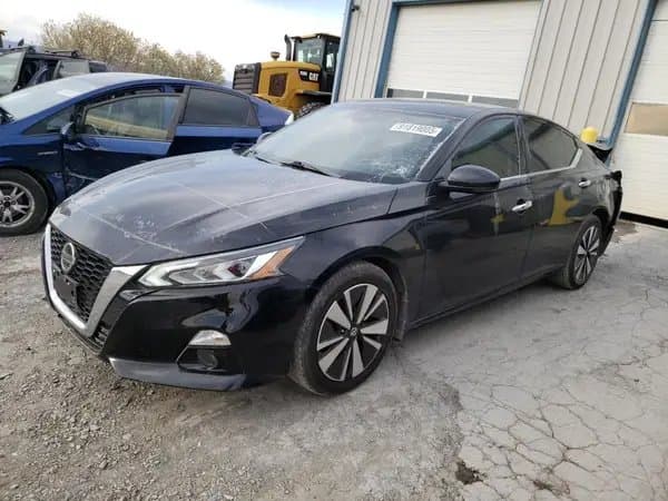 Nissan Altima 2019