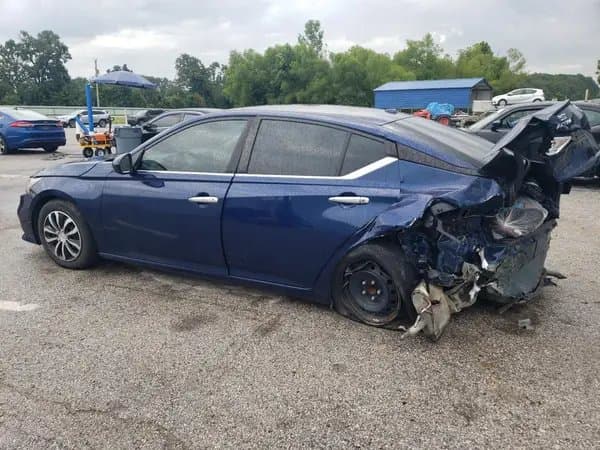 Nissan Altima 2019