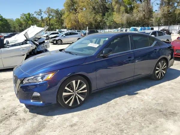 Nissan Altima 2019