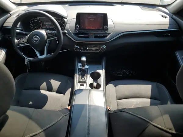 Nissan Altima 2019