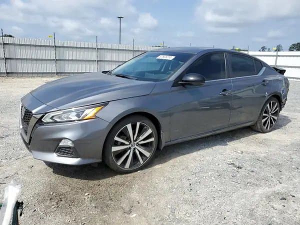 Nissan Altima 2019