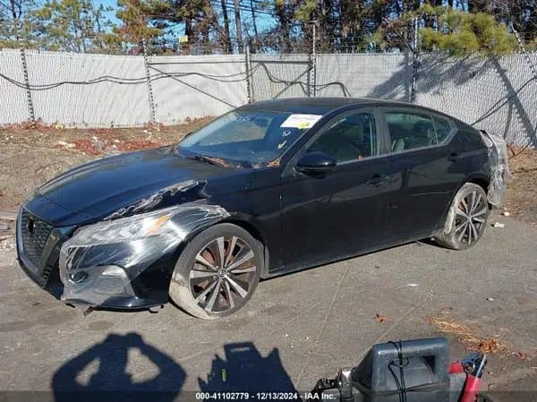Nissan Altima 2019