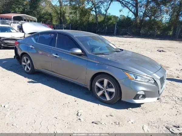 Nissan Altima 2019
