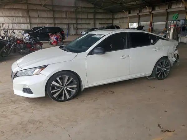Nissan Altima 2019