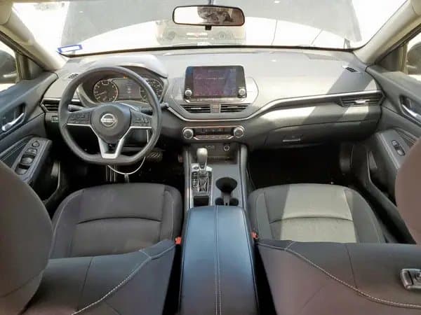 Nissan Altima 2019