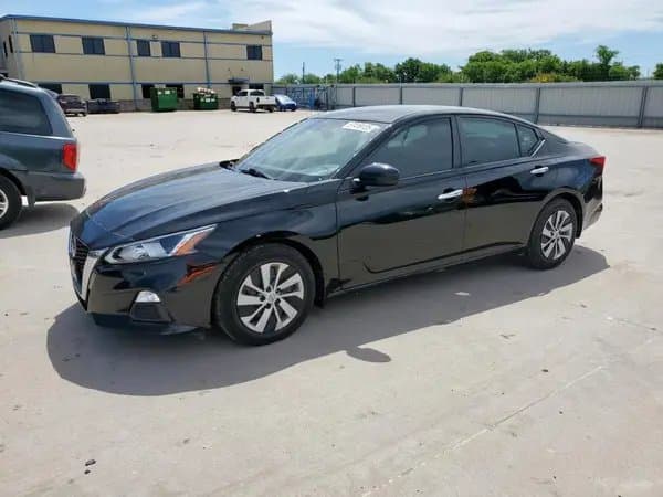 Nissan Altima 2019