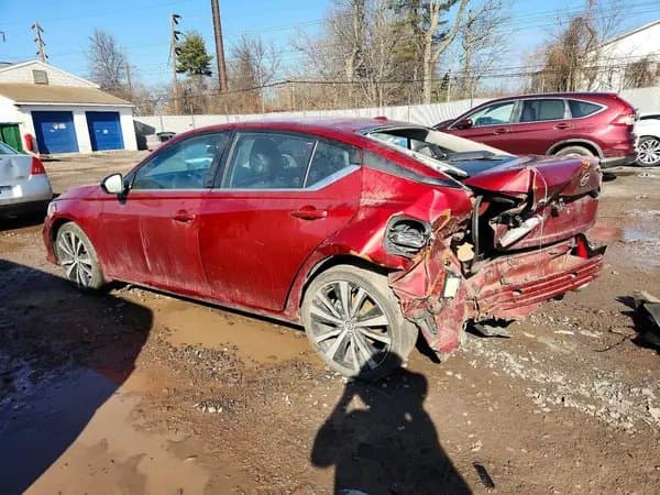 Nissan Altima 2020