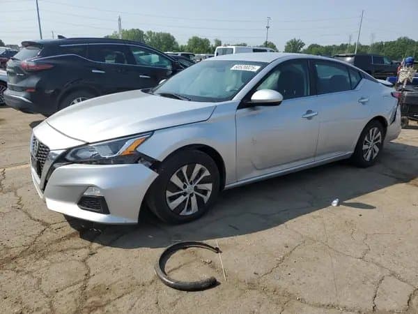 Nissan Altima 2020