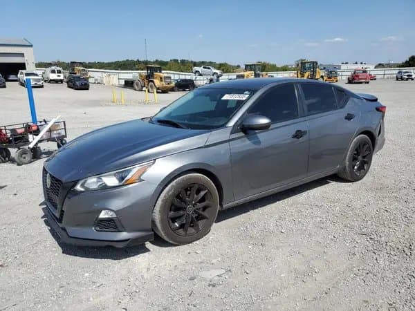 Nissan Altima 2020