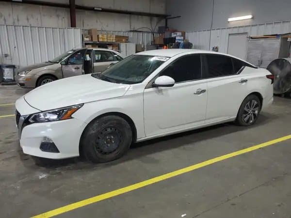 Nissan Altima 2020
