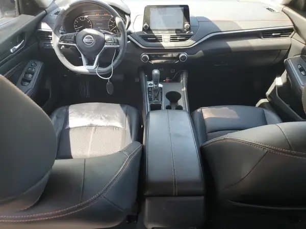 Nissan Altima 2020
