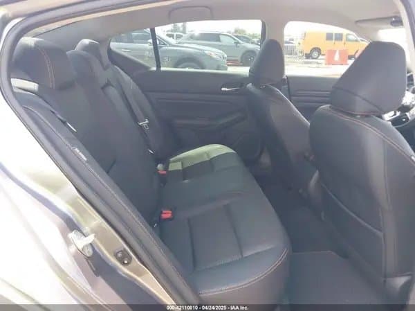 Nissan Altima 2020