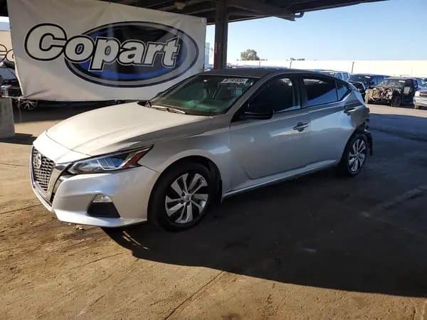 Nissan Altima 2020