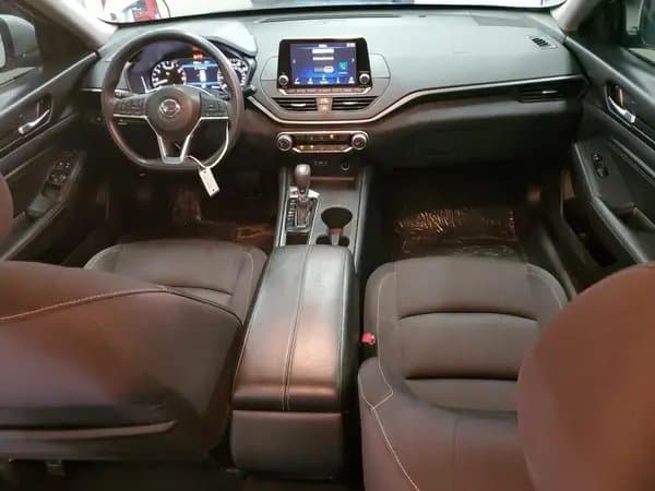 Nissan Altima 2020