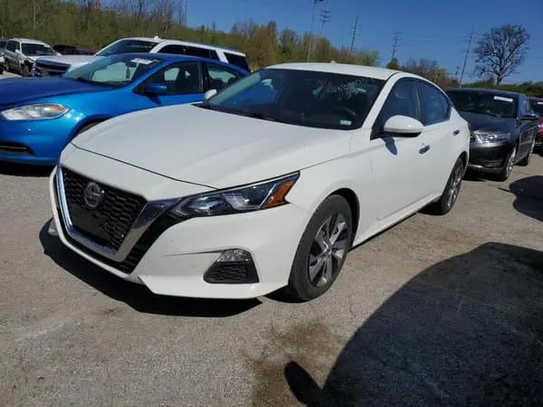 Nissan Altima 2020