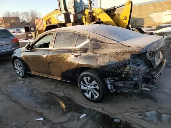 Nissan Altima 2020