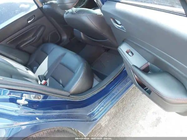 Nissan Altima 2020