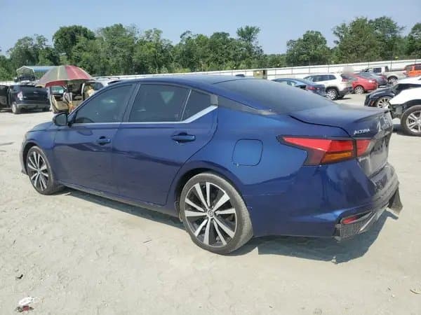Nissan Altima 2020
