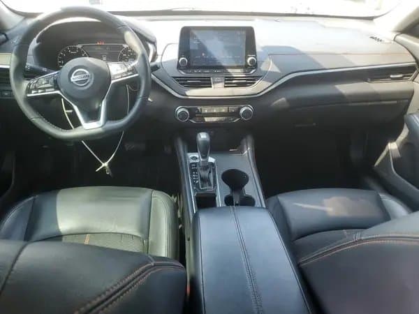 Nissan Altima 2020