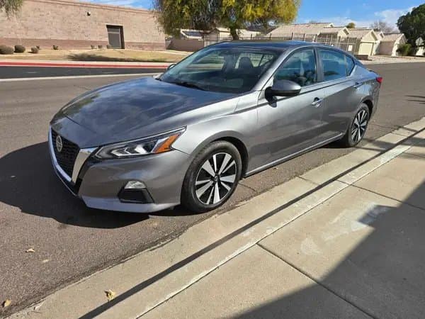 Nissan Altima 2021