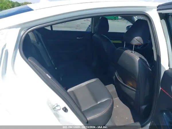 Nissan Altima 2021