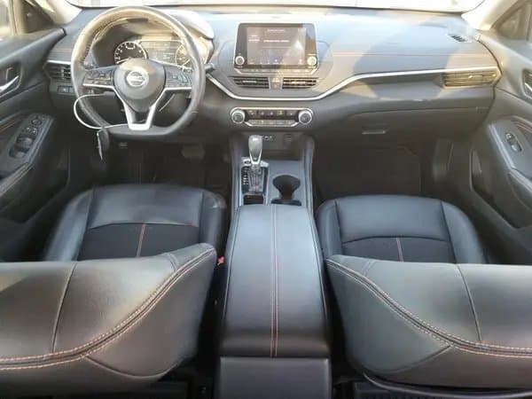 Nissan Altima 2022