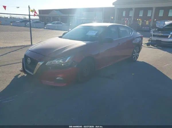 Nissan Altima 2022