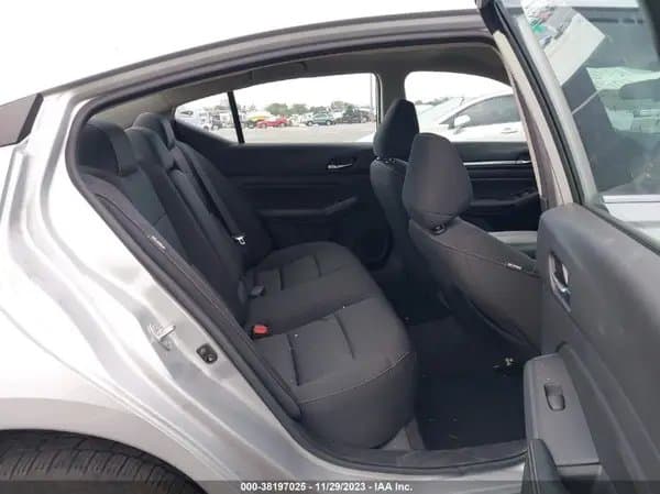 Nissan Altima 2022