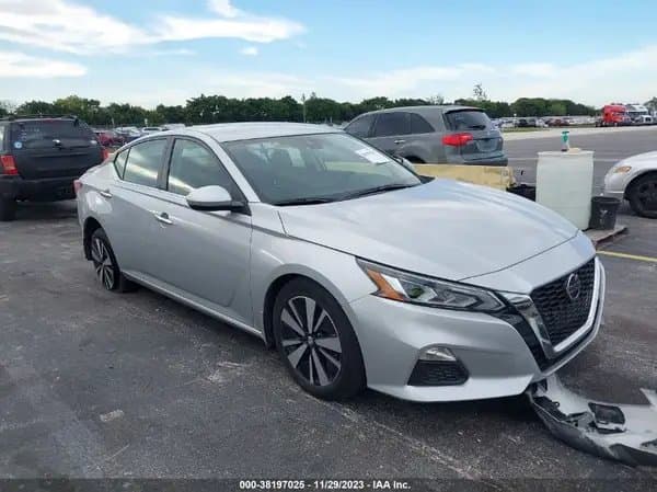 Nissan Altima 2022