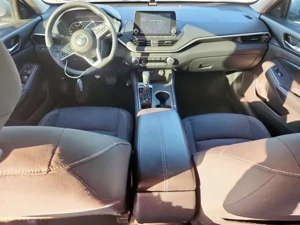 Nissan Altima 2022