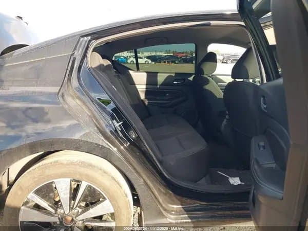 Nissan Altima 2022
