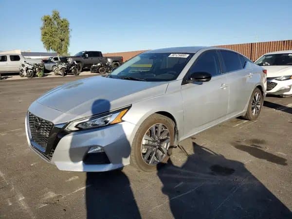 Nissan Altima 2022