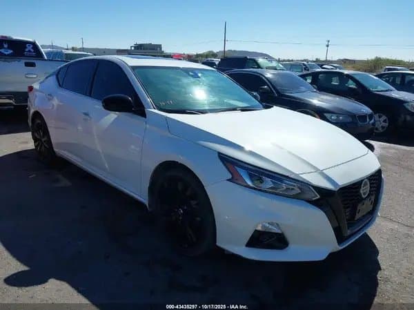 Nissan Altima 2022
