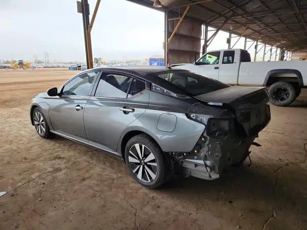 Nissan Altima 2022
