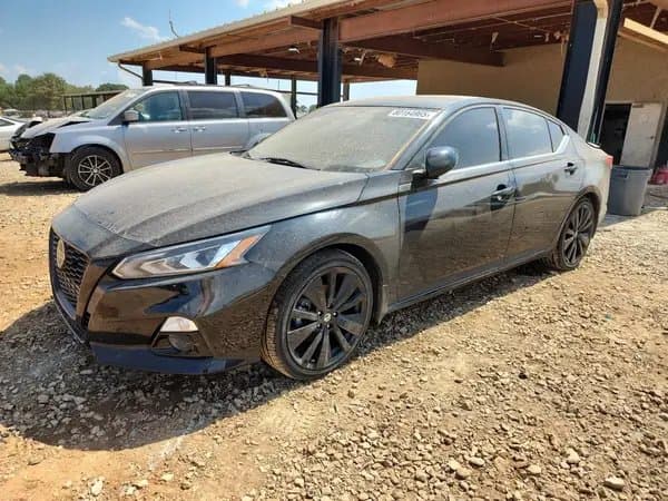 Nissan Altima 2022
